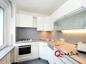 Pronájem bytu 2+kk, Praha - Prosek, Jablonecká, 55 m2