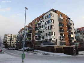 Prodej garážového stání, Praha - Střížkov, Zakšínská, 15 m2