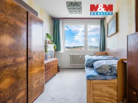 Prodej bytu 2+kk, Králův Dvůr, Nad Stadionem, 41 m2