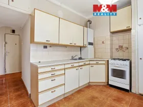 Prodej bytu 2+1, Teplice - Řetenice, V břízkách, 49 m2