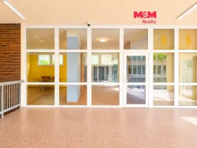 Pronájem obchodního prostoru, Orlová - Lutyně, Masarykova třída, 69 m2
