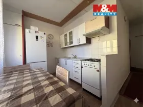 Prodej bytu 3+1, Klášterec nad Ohří, Okružní, 68 m2