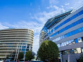 Pronájem kanceláře, Praha - Nusle, Doudlebská, 883 m2