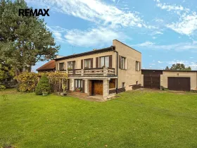 Prodej rodinného domu, Zlosyň, 307 m2