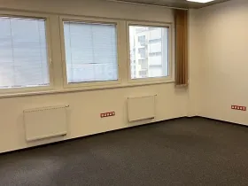 Pronájem kanceláře, Pardubice, Bělehradská, 32 m2