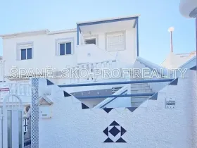 Prodej bytu 4+kk, Torrevieja, Španělsko, 65 m2