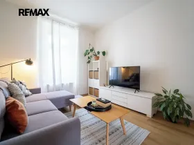 Prodej bytu 2+1, Praha - Karlín, Pernerova, 62 m2