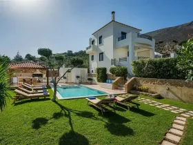 Prodej rodinného domu, Afráta, Řecko, 200 m2