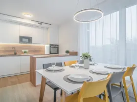 Pronájem bytu 2+1, Praha - Prosek, Litoměřická, 55 m2