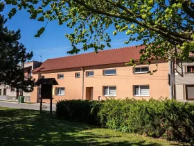 Prodej rodinného domu, Vážany, 702 m2