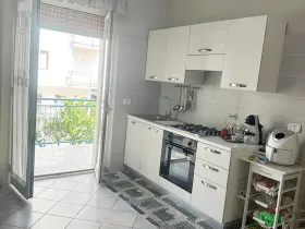 Prodej bytu 3+kk, Scalea, Kalábrie, Itálie, 67 m2