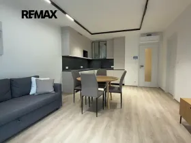 Pronájem bytu 2+kk, Praha - Libeň, Kotlaska, 59 m2