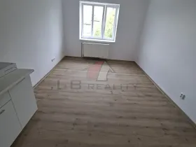 Pronájem bytu 1+kk, Kolín, Štítarská, 30 m2