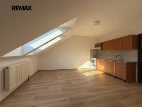 Pronájem bytu 2+kk, Hodonín, Měšťanská, 46 m2