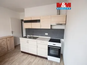Pronájem bytu 1+1, Hradec Králové - Pražské Předměstí, Vocelova, 36 m2