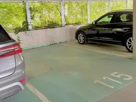 Prodej garážového stání, Praha - Střížkov, Zakšínská, 18 m2