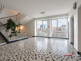 Pronájem kanceláře, Hradec Králové - Slezské Předměstí, Jižní, 18 m2