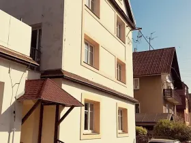 Pronájem bytu 3+1, Karlovy Vary, Dalovická, 64 m2