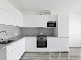 Prodej bytu 2+kk, Praha - Hloubětín, Za černým mostem, 55 m2