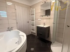 Pronájem rodinného domu, Praha - Královice, 105 m2
