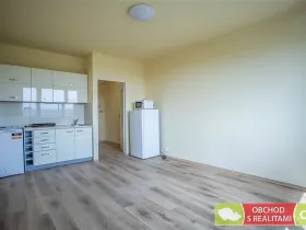 Pronájem bytu 1+kk, Praha, Jahodová, 25 m2