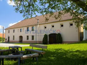 Prodej ubytování, Kamenný Újezd, 402 m2