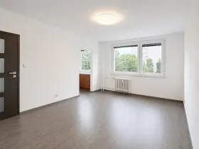 Prodej bytu 1+kk, Praha - Háje, Matúškova, 31 m2