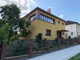 Prodej rodinného domu, Jihlava, Bratří Čapků, 330 m2