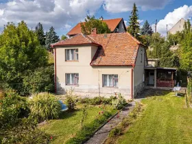 Prodej rodinného domu, Uhersko, 140 m2