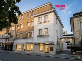 Pronájem obchodního prostoru, Pardubice, Smetanovo náměstí, 350 m2