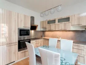 Pronájem bytu 1+kk, Praha - Letňany, Pavla Beneše, 39 m2