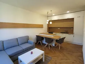 Pronájem bytu 2+kk, Praha - Žižkov, Sudoměřská, 66 m2