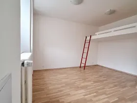 Pronájem bytu 1+kk, Praha - Strašnice, Černokostelecká, 33 m2