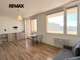 Pronájem bytu 1+kk, Kladno, Francouzská, 40 m2