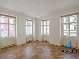 Pronájem bytu 2+1, Praha - Karlín, Vítkova, 65 m2
