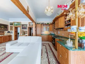Prodej bytu 3+1, Karlovy Vary, Moskevská, 72 m2