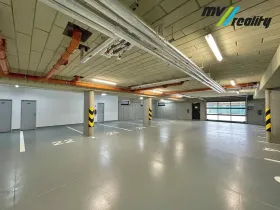 Pronájem garážového stání, Lysá nad Labem, Šípková, 12 m2