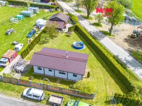 Prodej pozemku pro bydlení, Nepoměřice, 923 m2