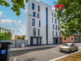 Prodej bytu 2+kk, Hradec Králové - Pražské Předměstí, Gočárova třída, 48 m2