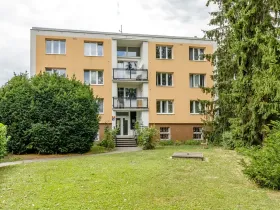 Pronájem bytu 3+1, Praha - Podolí, Na Zvoničce, 62 m2
