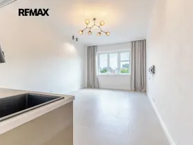 Pronájem bytu 2+kk, Praha - Žižkov, Jičínská, 42 m2