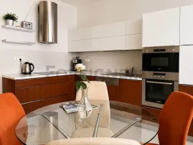 Pronájem bytu 2+1, Praha, Křižíkova, 80 m2