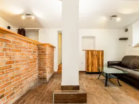 Prodej obchodního prostoru, České Budějovice, 66 m2