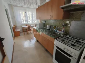 Pronájem bytu 4+1, Karlovy Vary, Školní, 84 m2