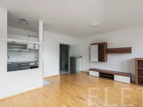 Pronájem bytu 1+kk, Praha - Horní Měcholupy, Boloňská, 36 m2