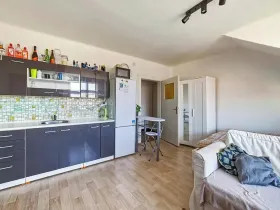 Pronájem bytu 1+kk, Praha - Kobylisy, Pakoměřická, 20 m2