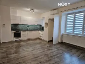 Pronájem bytu 2+kk, Hodonín, Janáčkova, 59 m2
