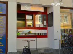 Pronájem obchodního prostoru, Třeboň, Masarykovo nám., 16 m2