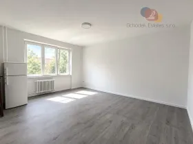Pronájem bytu 2+kk, Třinec, Slezská, 36 m2