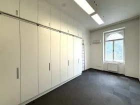 Pronájem kanceláře, Brno, Středova, 137 m2